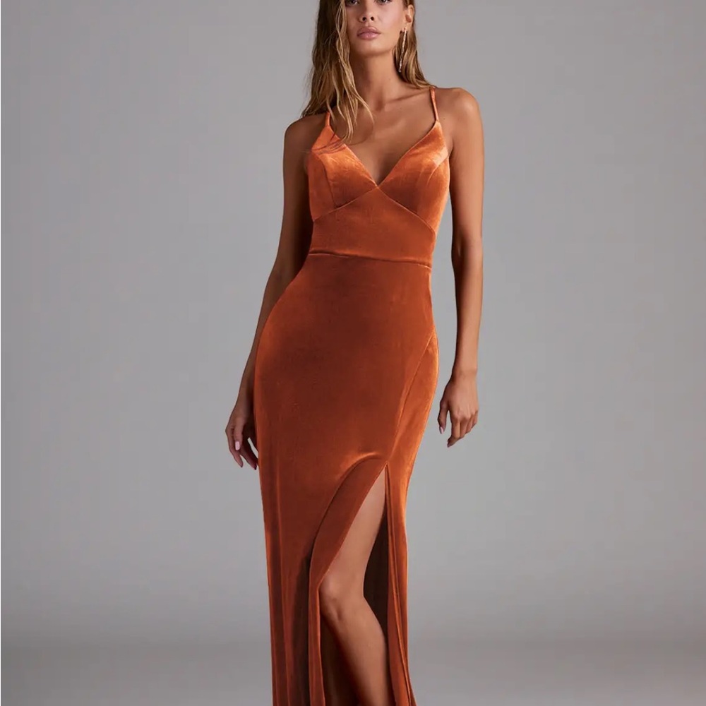Azazie Becca Burnt Orange Sheath Velvet Gown Halter Backless Prom Ball Formal A6